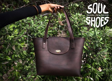 Classic Tote from Soul Shoes in Raglan
